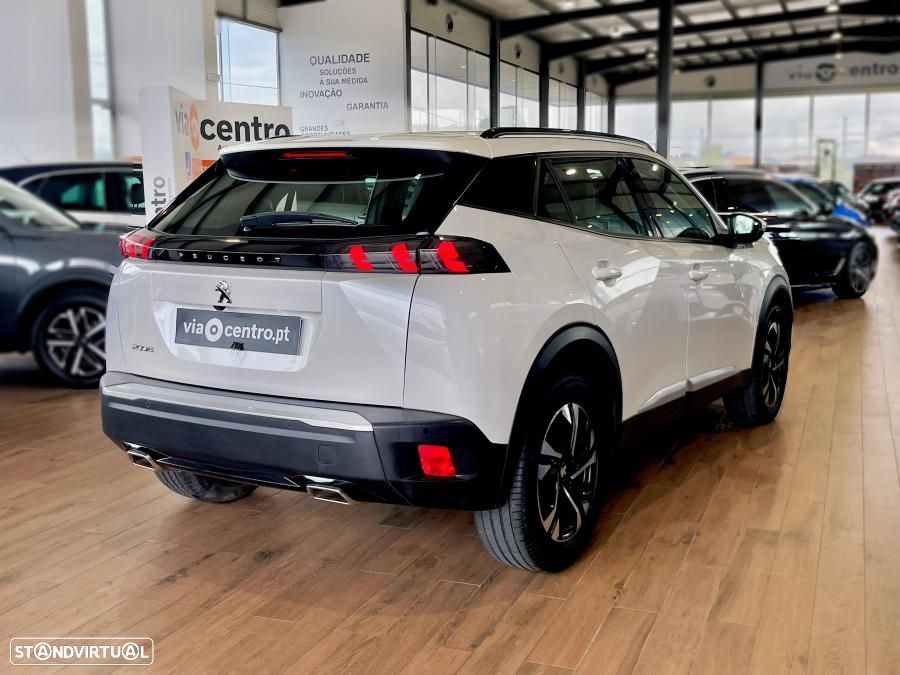 Peugeot 2008 1.2 PureTech Allure Pack - 2
