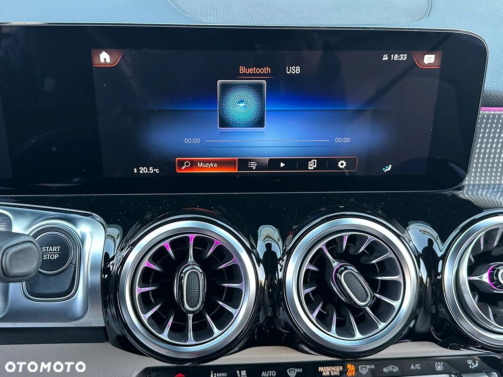 Mercedes-Benz EQB 250 66.5kWh Progressive - 27