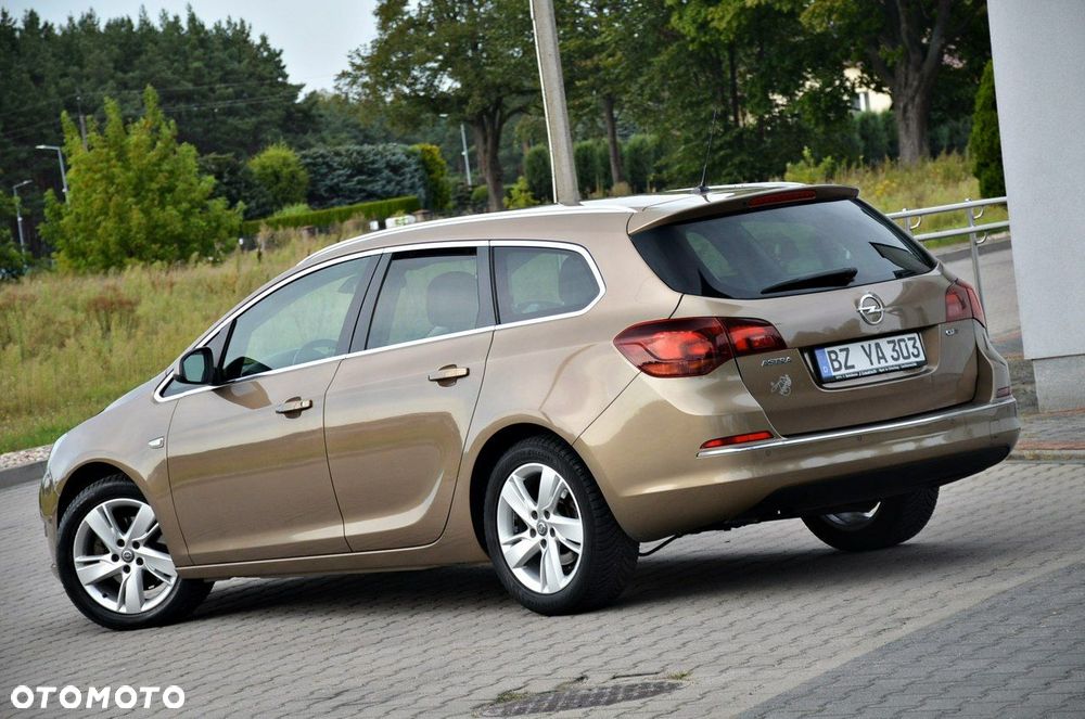 Opel Astra - 14