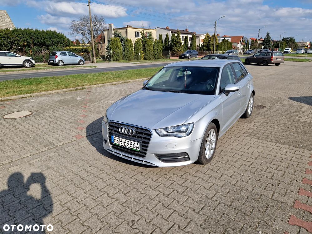 Audi A3 Sportback 1.6 TDI DPF Attraction - 1