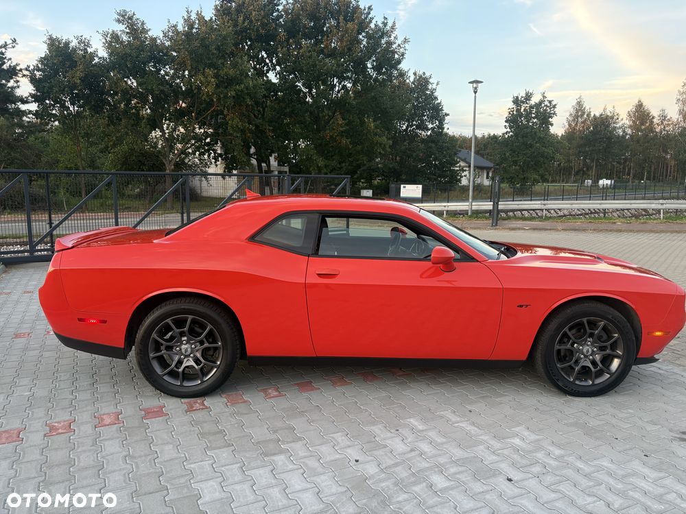 Dodge Challenger 3.6 GT AWD - 19