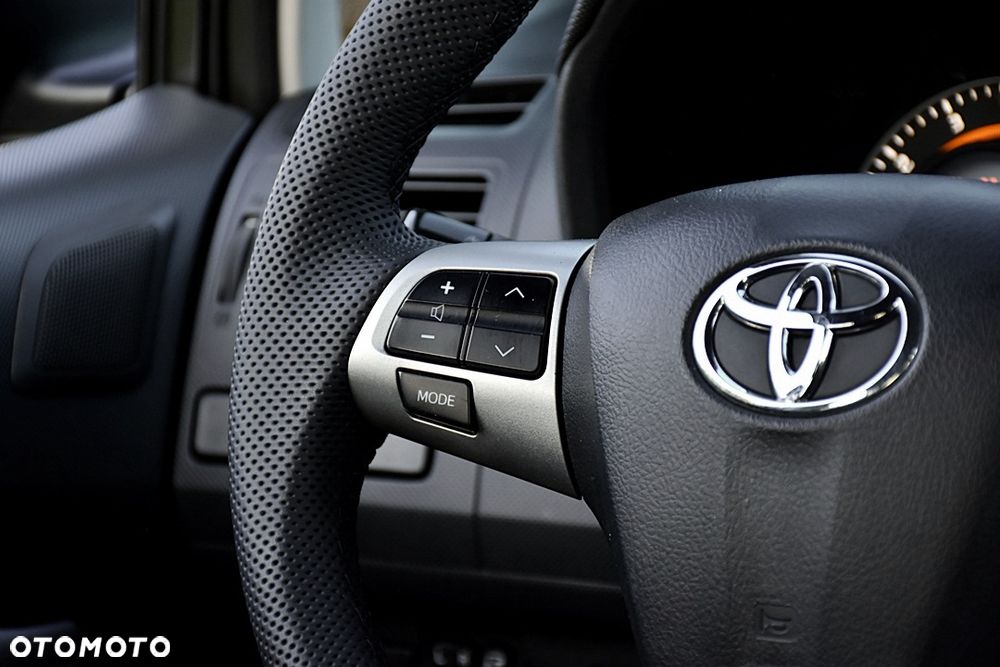 Toyota Auris 1.6 Life+ - 21