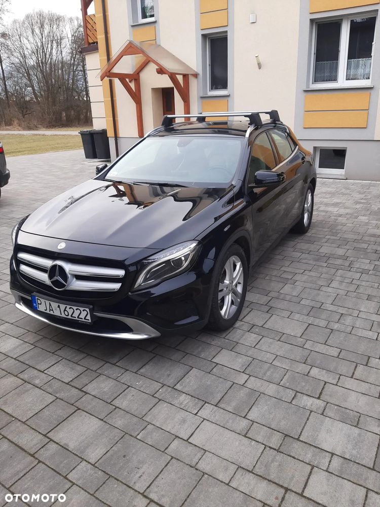 Mercedes-Benz GLA - 2