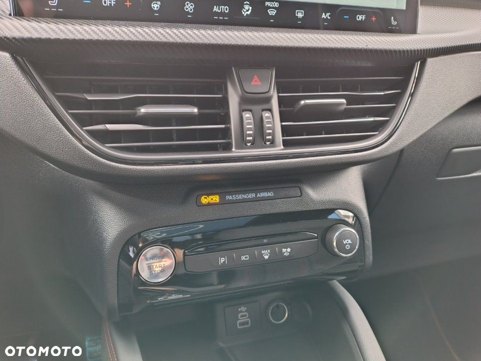 Ford Kuga - 20