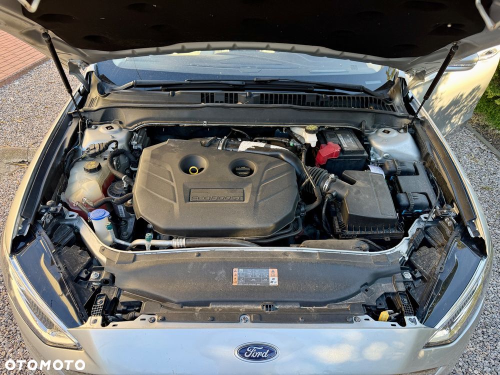 Ford Fusion - 10
