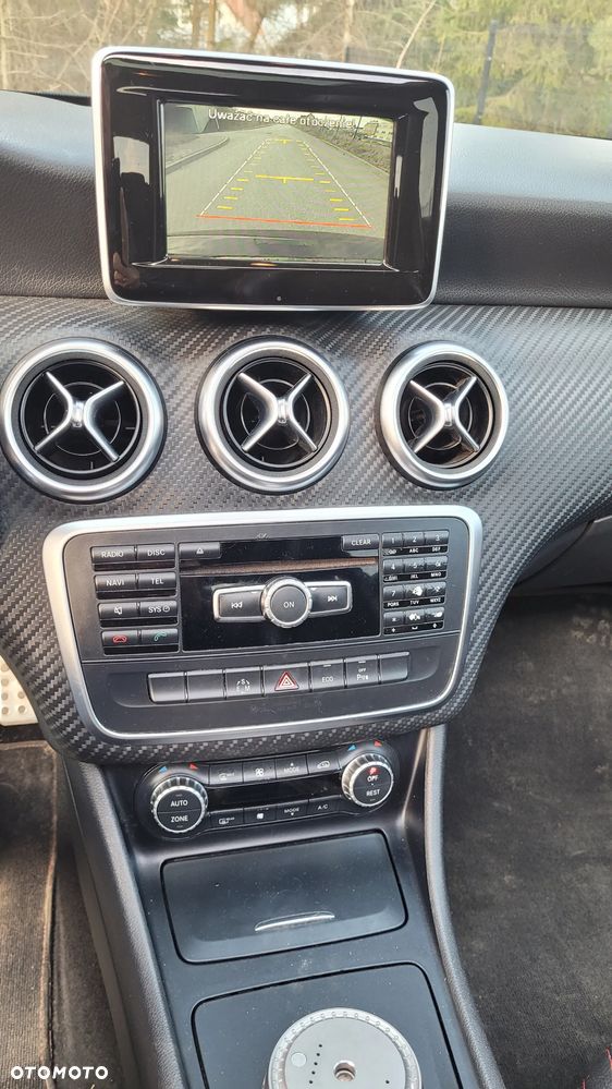 Mercedes-Benz Klasa A 180 d 7G-DCT AMG Line - 17