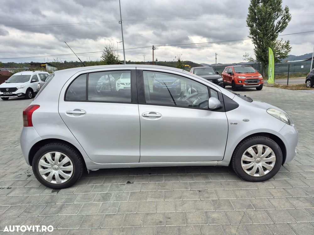 Toyota Yaris - 5