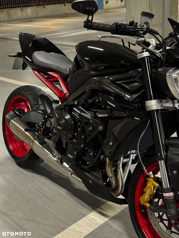 Triumph Street Triple - 3