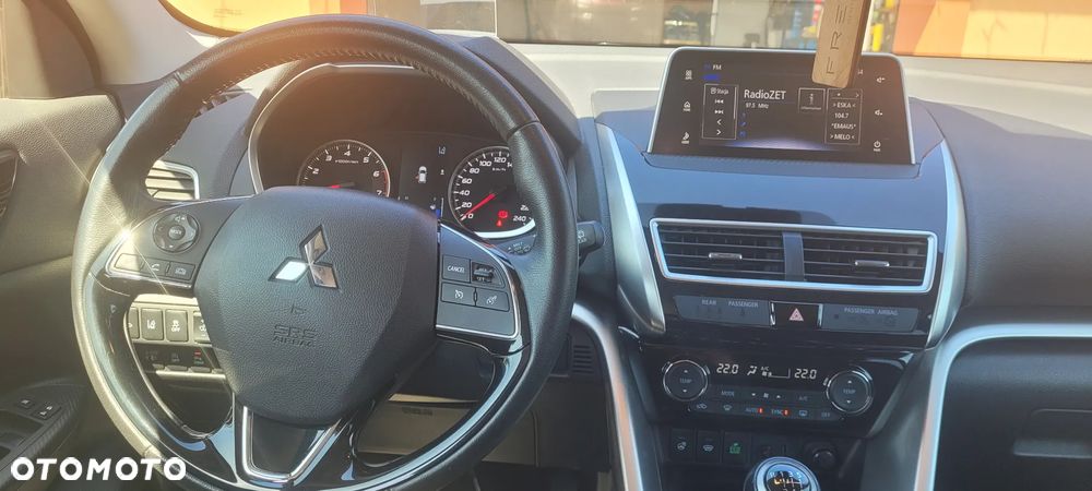 Mitsubishi Eclipse Cross - 17