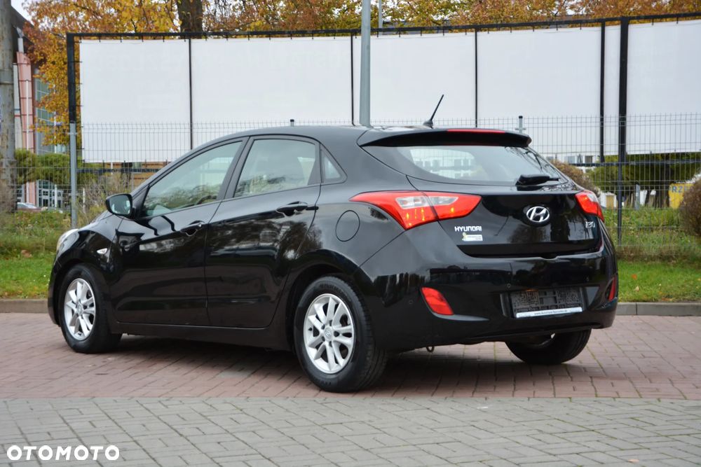 Hyundai i30 1.6 CRDI Fifa World Cup Edition - 2