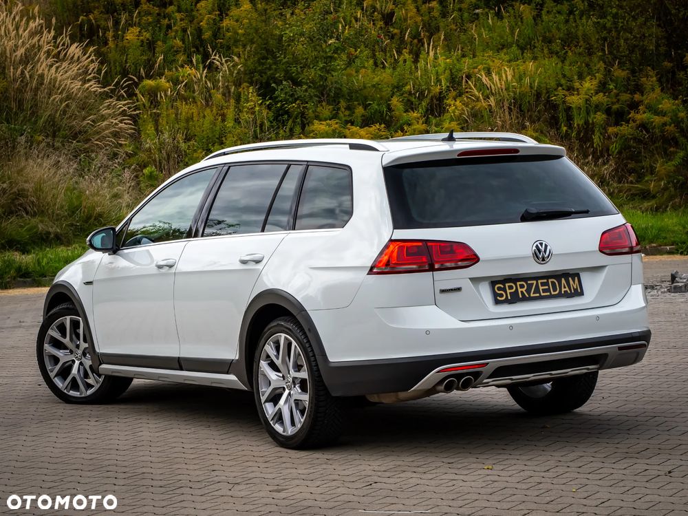 Volkswagen Golf Alltrack 2.0 TDI 4Motion BlueMotion Techn DSG - 2