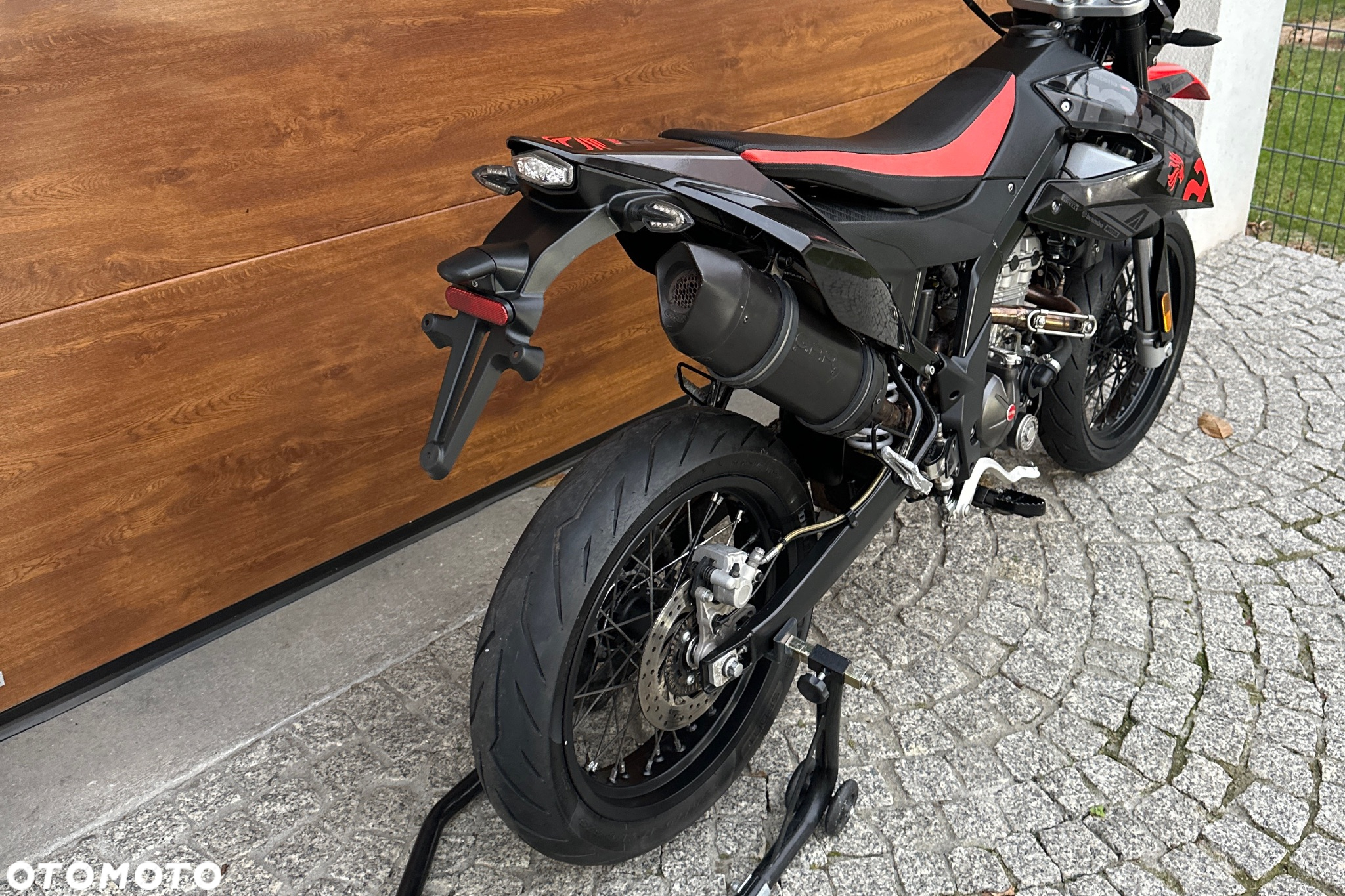 Aprilia SX - 10