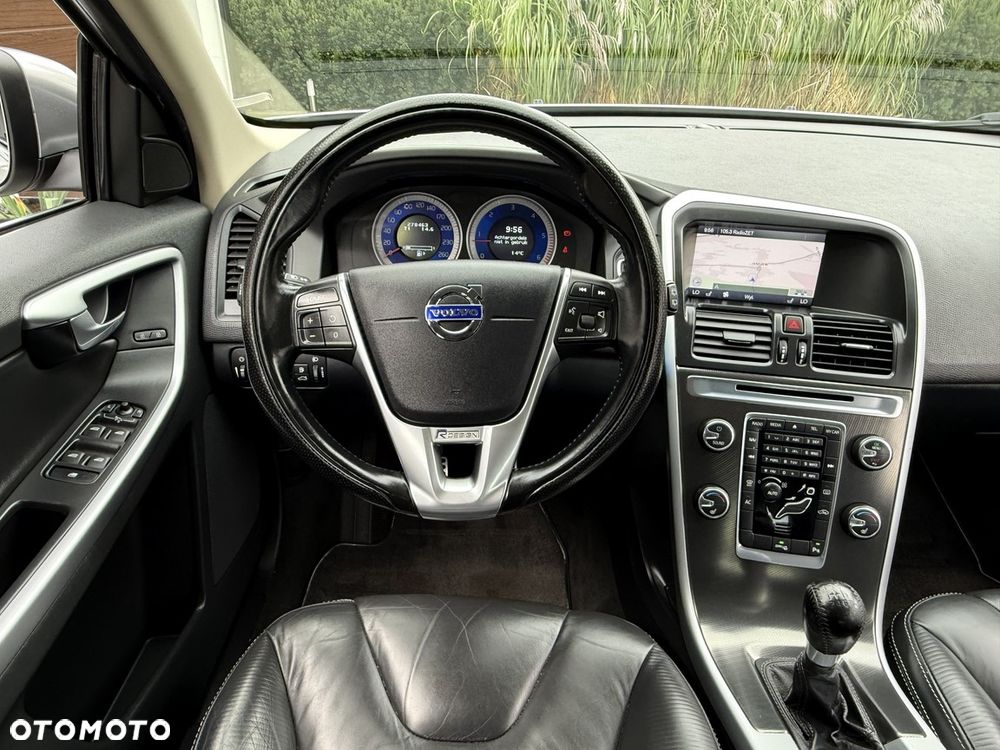 Volvo XC 60 DRIVe R Design - 21