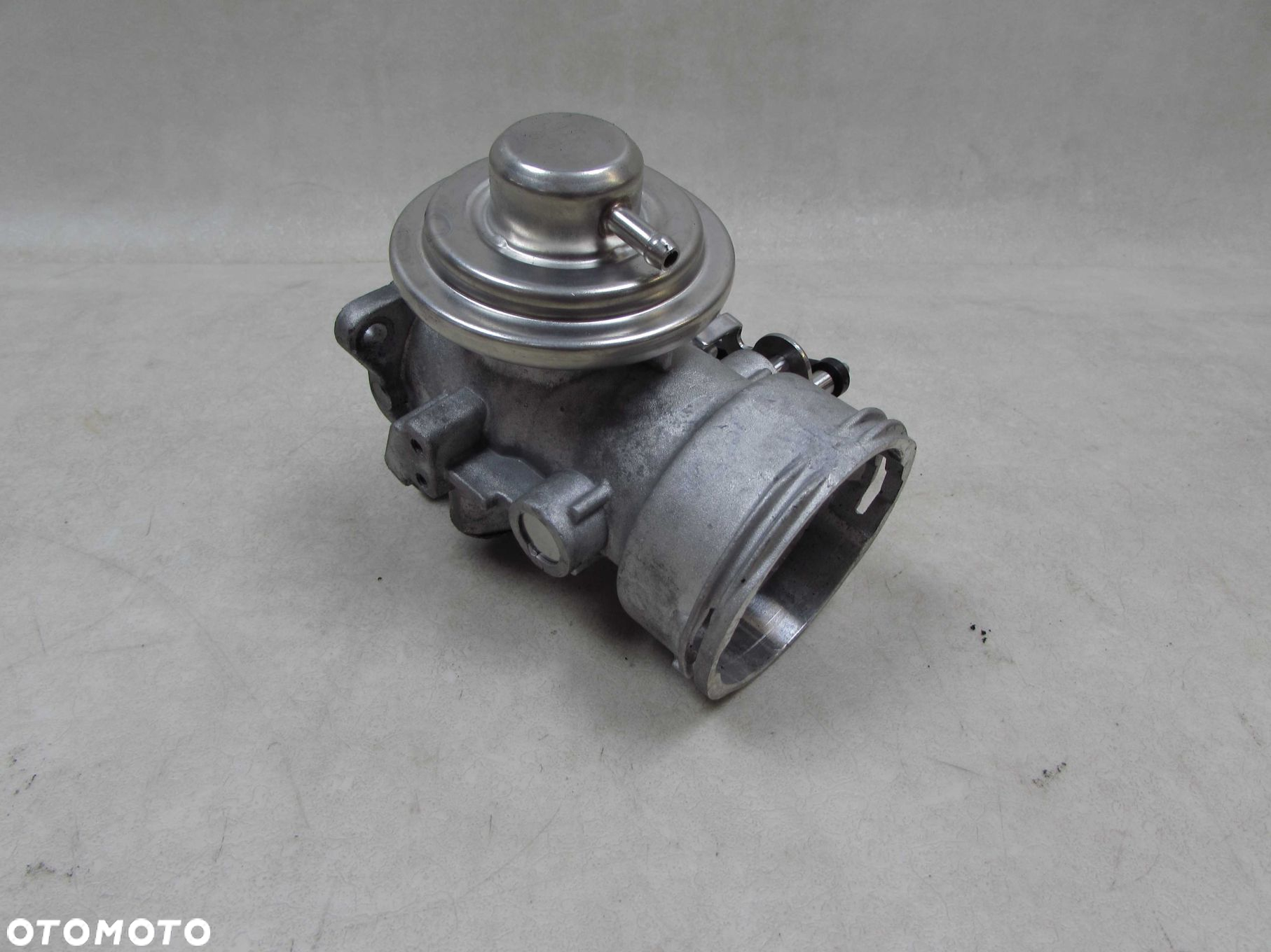 AUDI A4 B6 1.9 TDI 130KM 01-05 ZAWOR EGR - 2