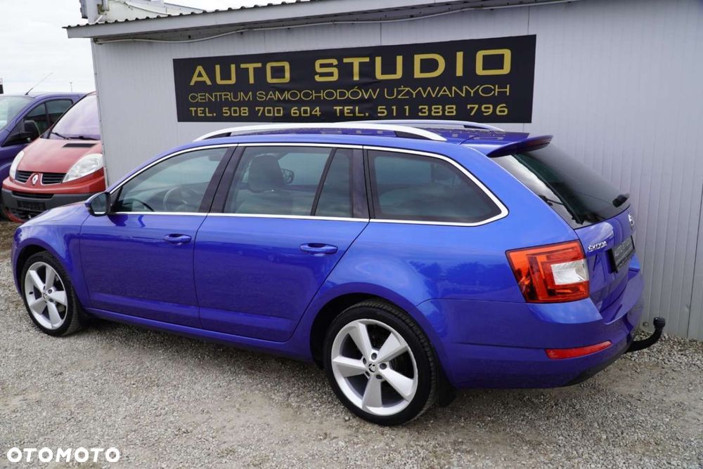Skoda Octavia 2.0 TDI DSG Style - 39
