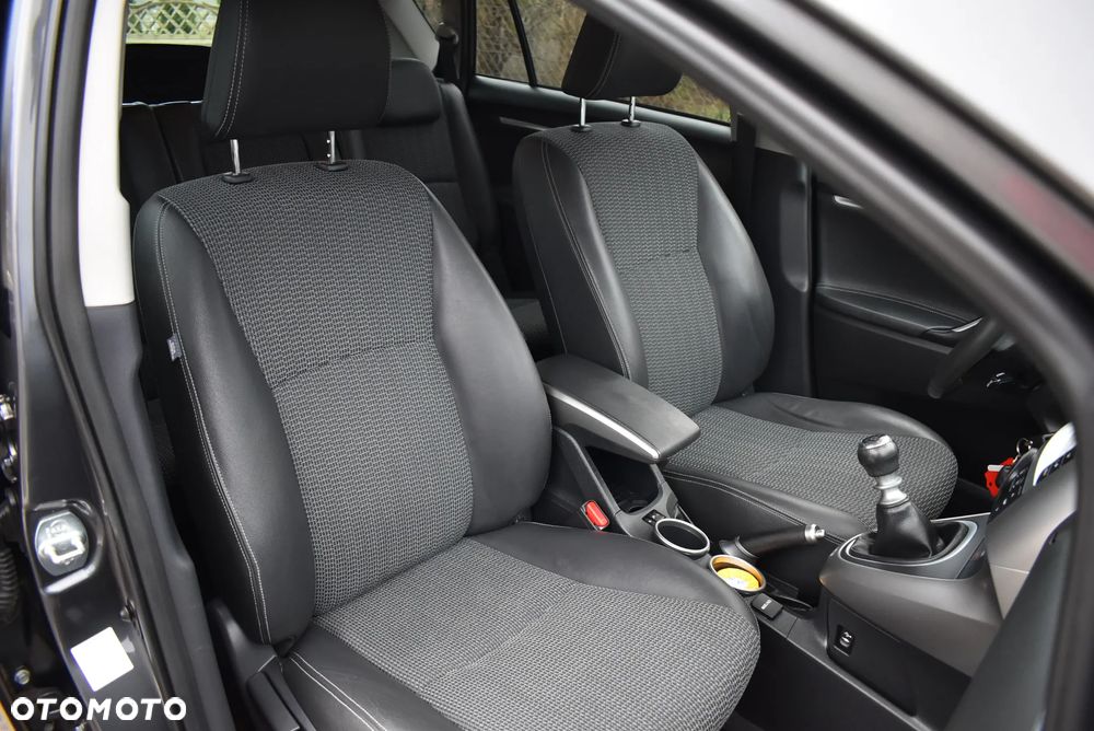 Toyota Verso 1.8 7-Sitzer Executive - 29