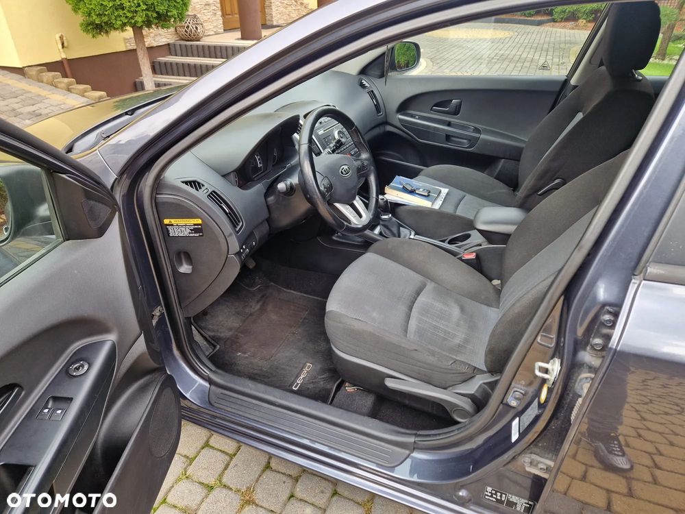 Kia Ceed 1.4 CVVT Attract - 7