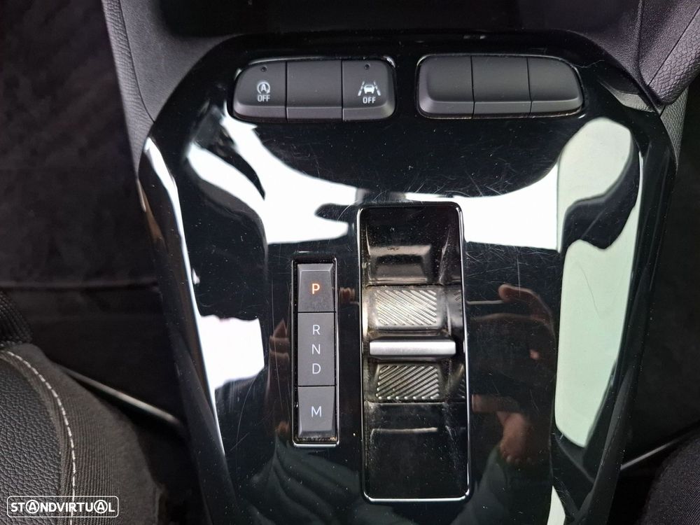 Opel Corsa 1.2 T Hybrid EdCT - 19