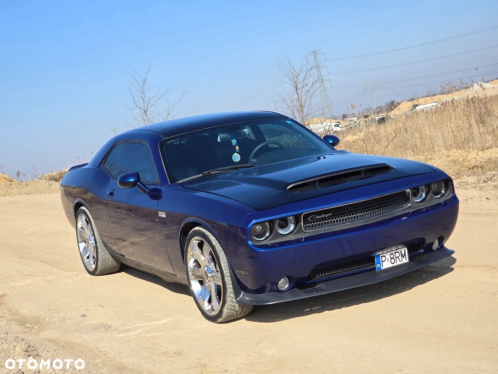 Dodge Challenger - 23