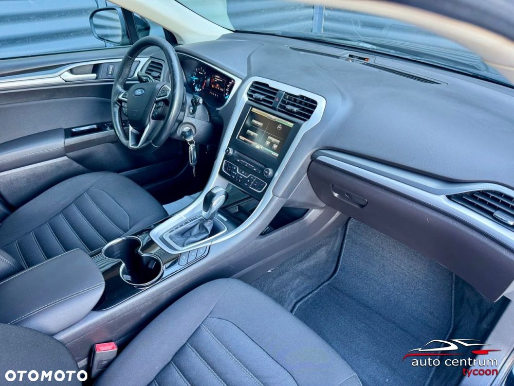 Ford Mondeo - 8