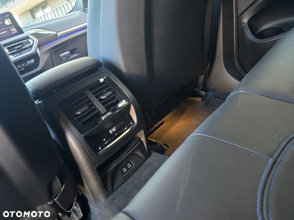 BMW X4 - 16