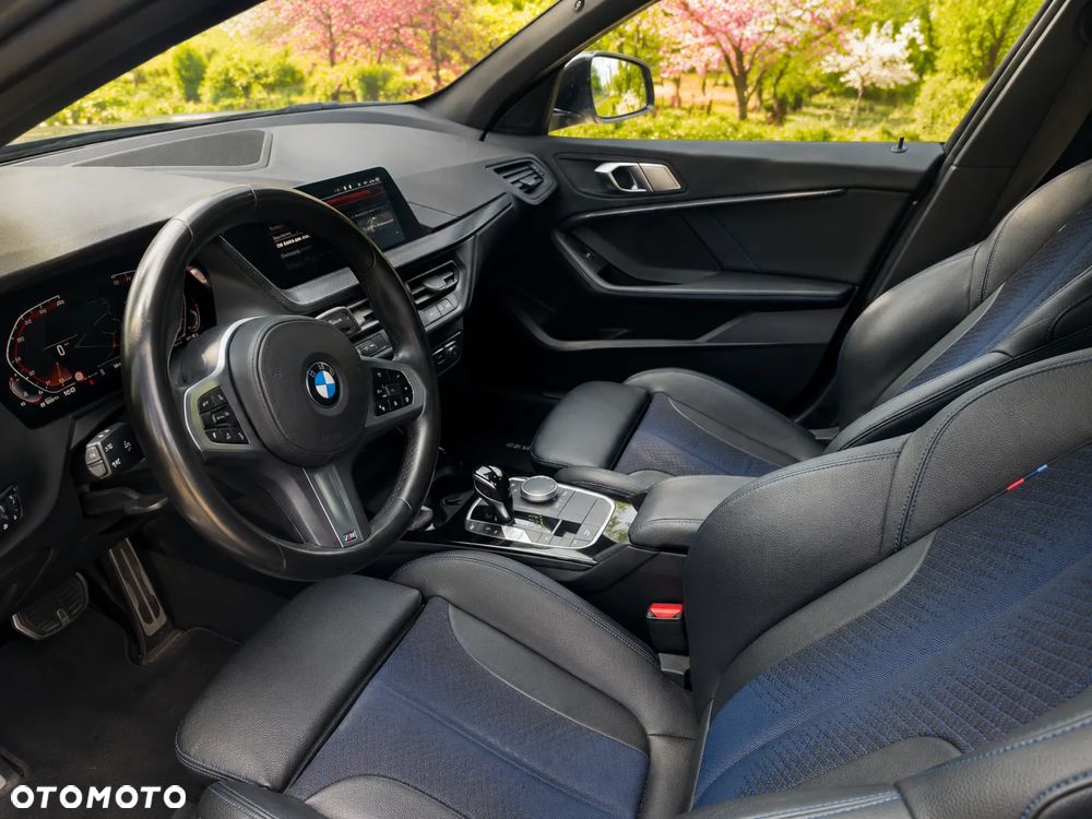 BMW Seria 1 118i - 3