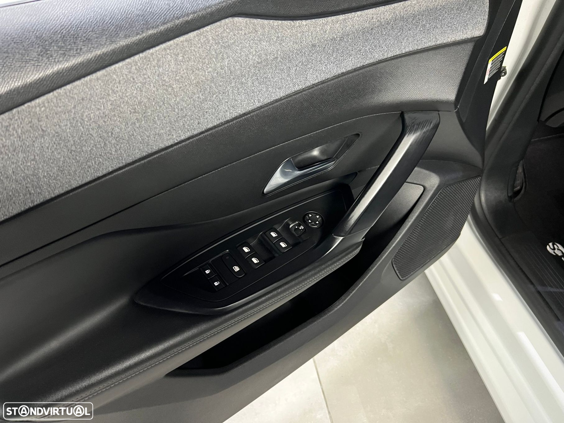 Peugeot 308 SW 1.5 BlueHDi Allure Pack EAT8 - 39