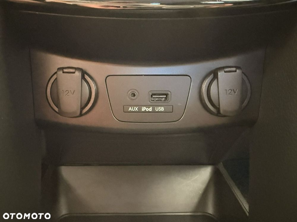 Hyundai i30 1.4 Fifa World Cup Edition - 23