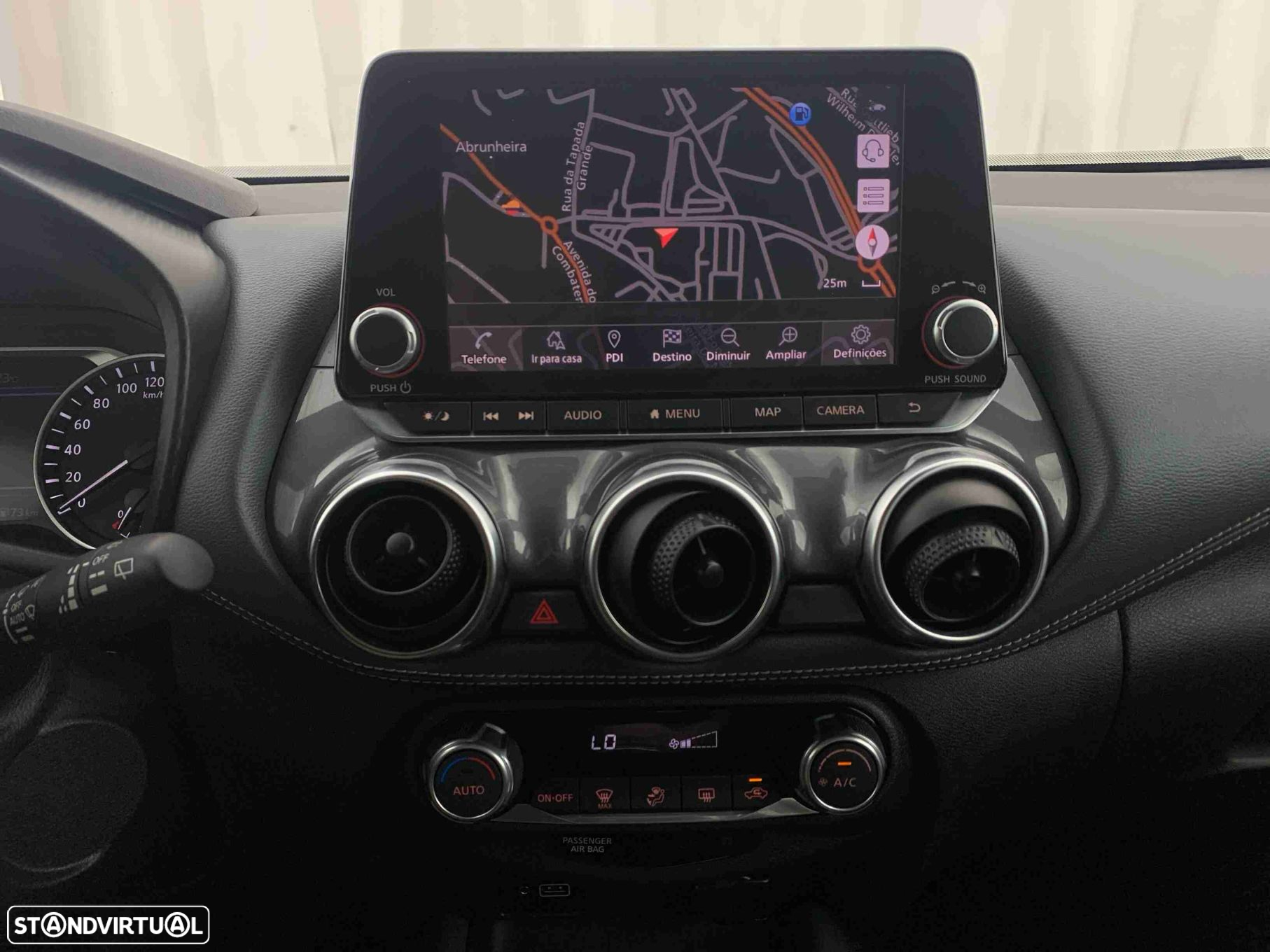 Nissan Juke 1.0 DIG-T Acenta - 9