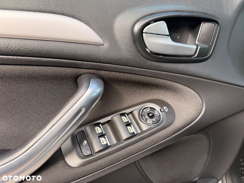 Ford Galaxy - 29