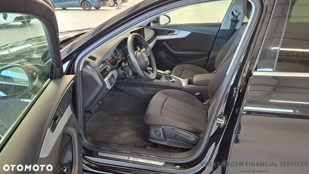 Audi A4 Limousine - 9