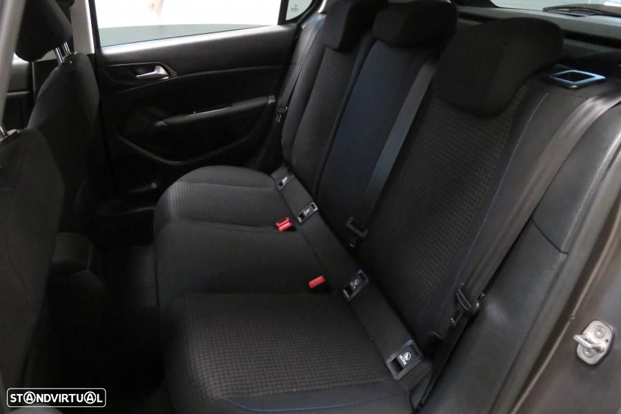 Peugeot 308 1.5 BlueHDi Style - 18