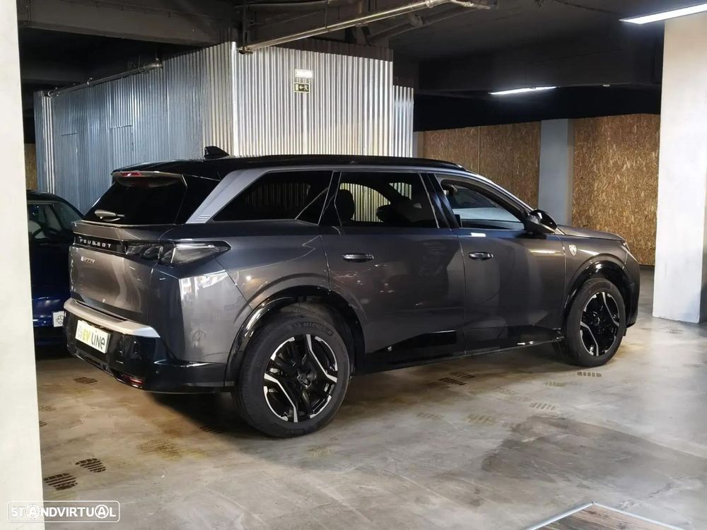 Peugeot e-5008 73 kWh GT — fotografia 9