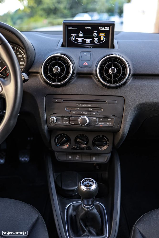 Audi A1 Sportback 1.6 TDI S-line - 18