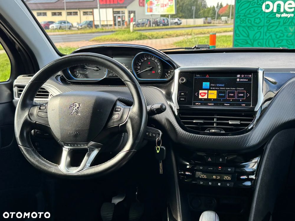 Peugeot 2008 - 19