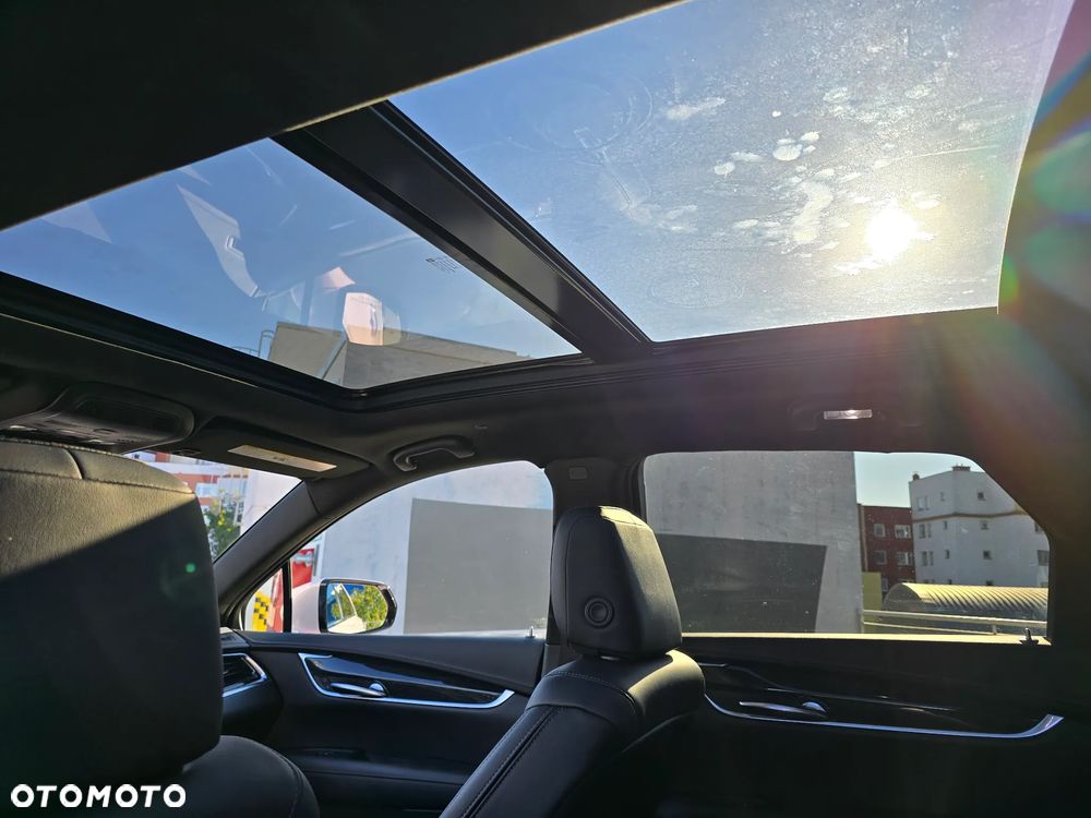 Cadillac XT5 - 32