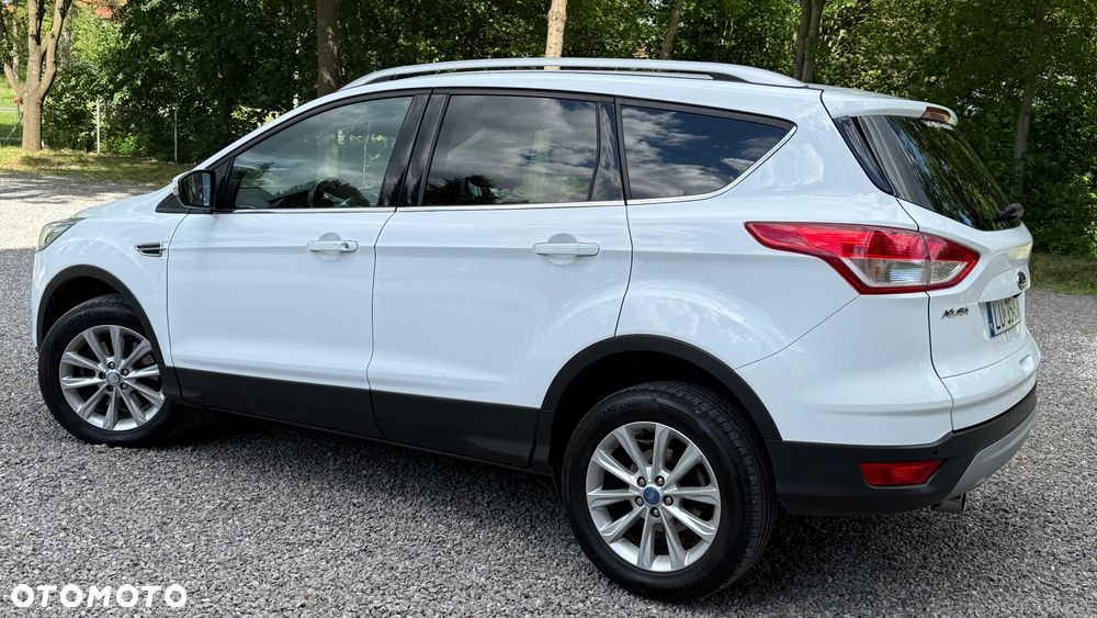 Ford Kuga 2.0 TDCi 4x4 Titanium - 34