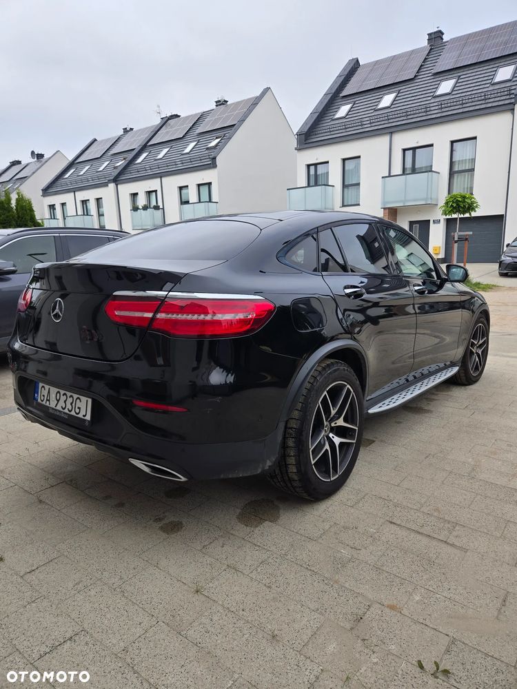 Mercedes-Benz GLC 220 d 4-Matic - 4