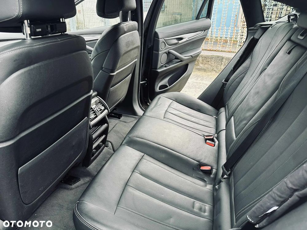 BMW X6 xDrive35i - 24