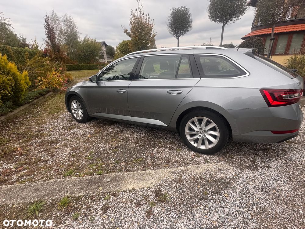 Skoda Superb 2.0 TDI Style DSG - 3