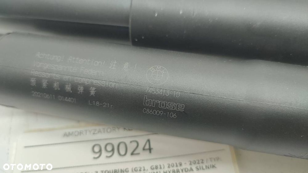 AMORTYZATORY KLAPY KOMPLET 7453413 BMW G21 - 3