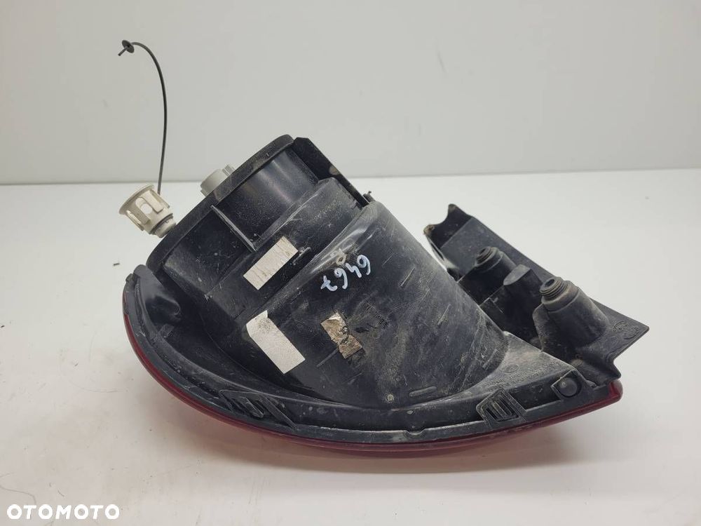 LAMPA TYŁ TYLNA PRAWA W BŁOTNIK SEAT ALTEA LIFT EU 5P0945112F 5P0945096J - 7