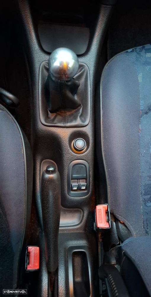 Peugeot 206 1.1 XR - 15