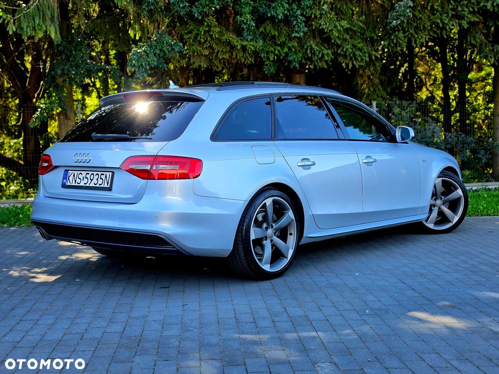 Audi A4 Avant 2.0 TDI Quattro S tronic - 34