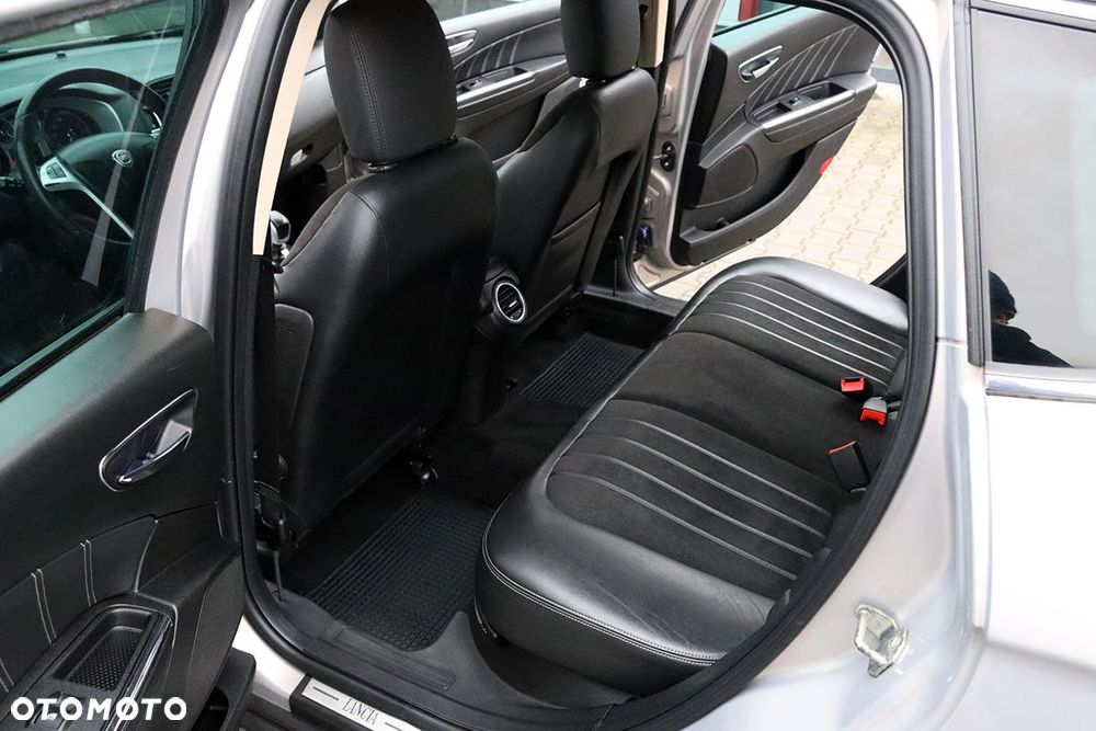 Lancia Delta 1.4 T-Jet 16v Argento - 26