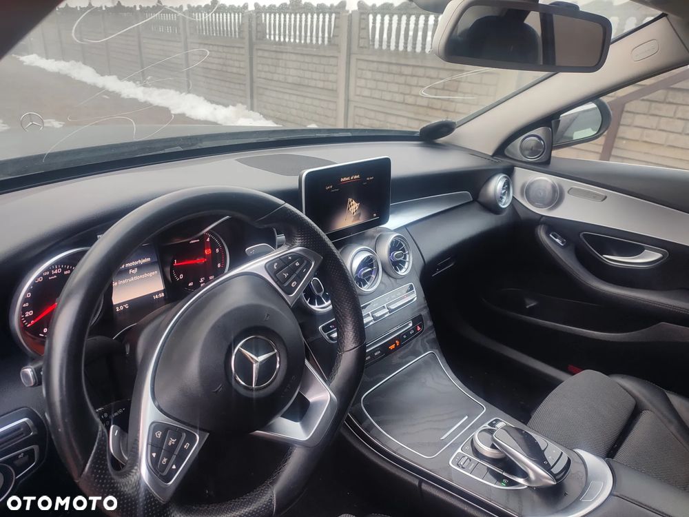 Mercedes-Benz Klasa C 220 d 9G-TRONIC AMG Line - 22