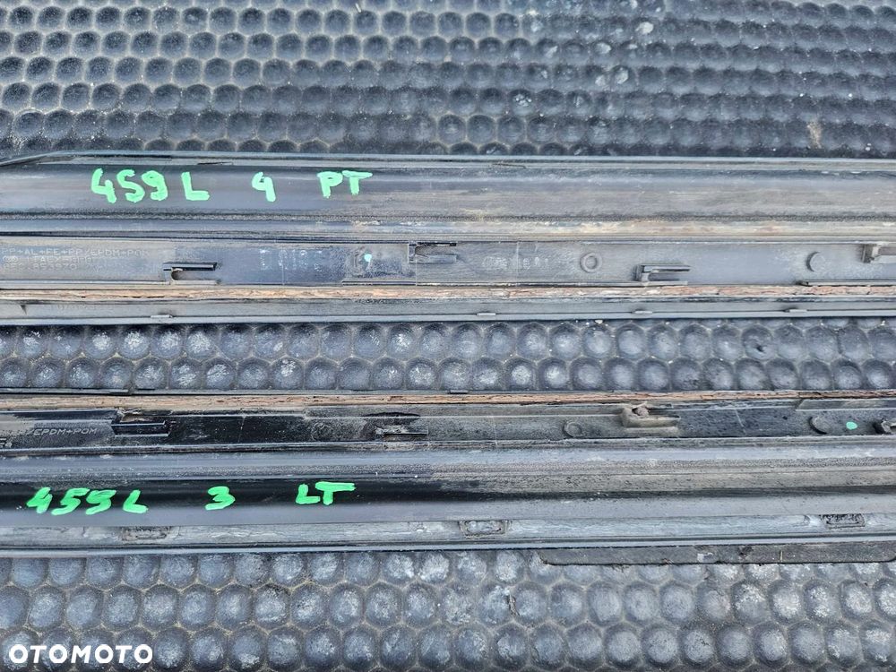 Listwa Listwy Drzwi S-Line Dolne Czarne Komplet Audi A4 B6 B7 Oryginalne - 29