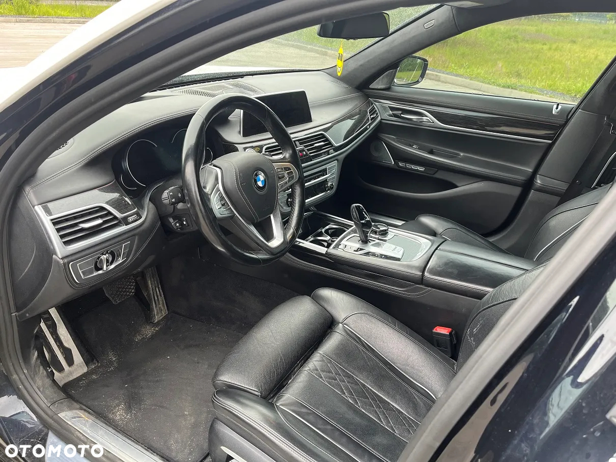 BMW Seria 7 - 9