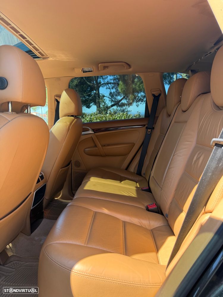 Porsche Cayenne S Tiptronic - 10