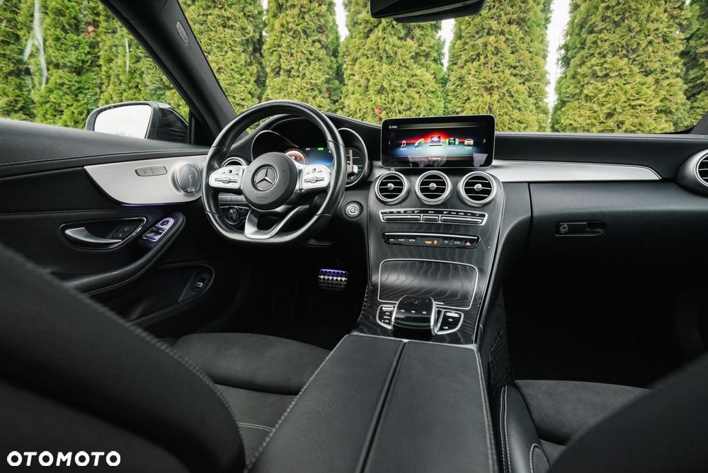 Mercedes-Benz Klasa C 200 4MATIC 9G-TRONIC - 16